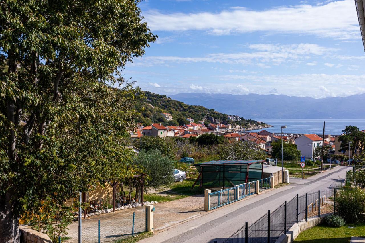 Apartments Crnekovic Tomislava 8A Baška Exteriér fotografie