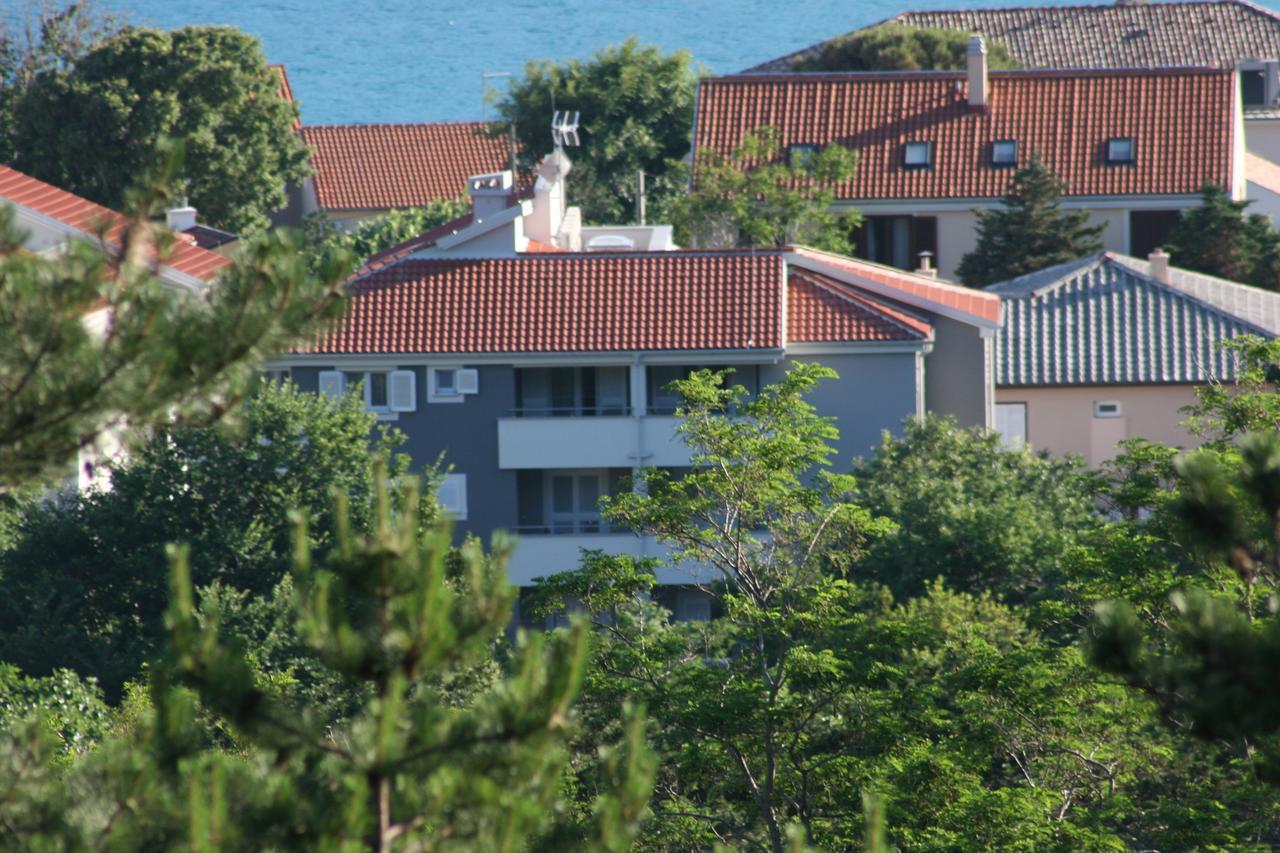 Apartments Crnekovic Tomislava 8A Baška Exteriér fotografie